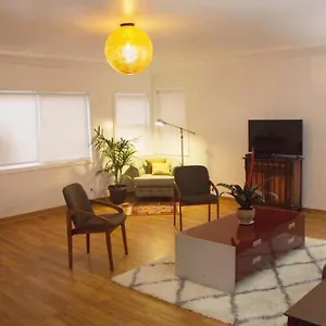 Holiday home 3 Bed 2 Bath House Near Lax Forum Sofi Stadium, Los Angeles